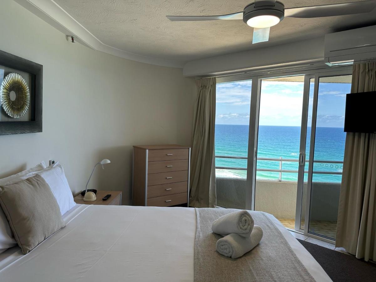 เซนิท โอเชี่ยน ฟรอนท์ อพาร์ตเมนท์ Aparthotel โกลด์โคสต์ ภายนอก รูปภาพ