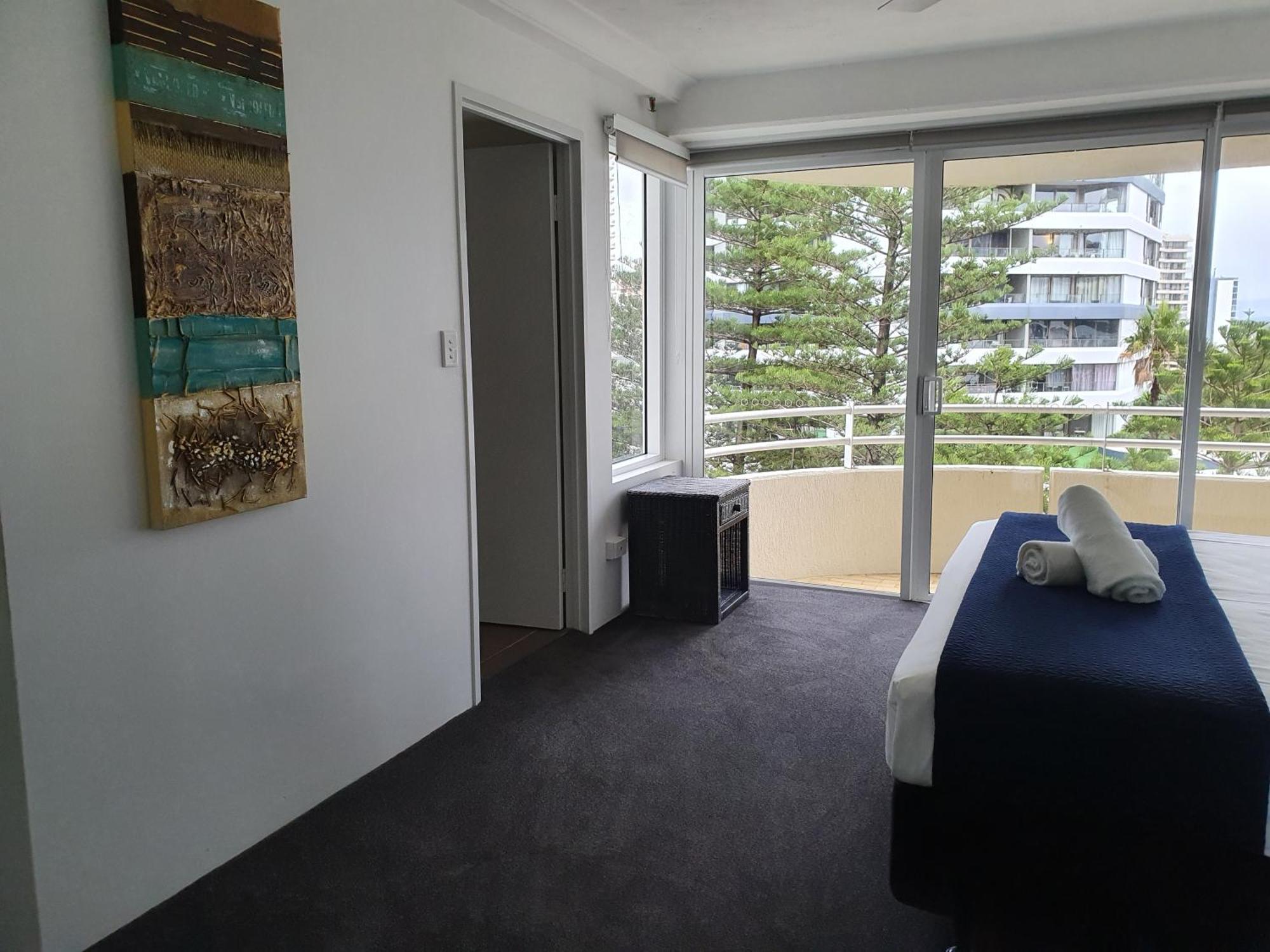 เซนิท โอเชี่ยน ฟรอนท์ อพาร์ตเมนท์ Aparthotel โกลด์โคสต์ ภายนอก รูปภาพ